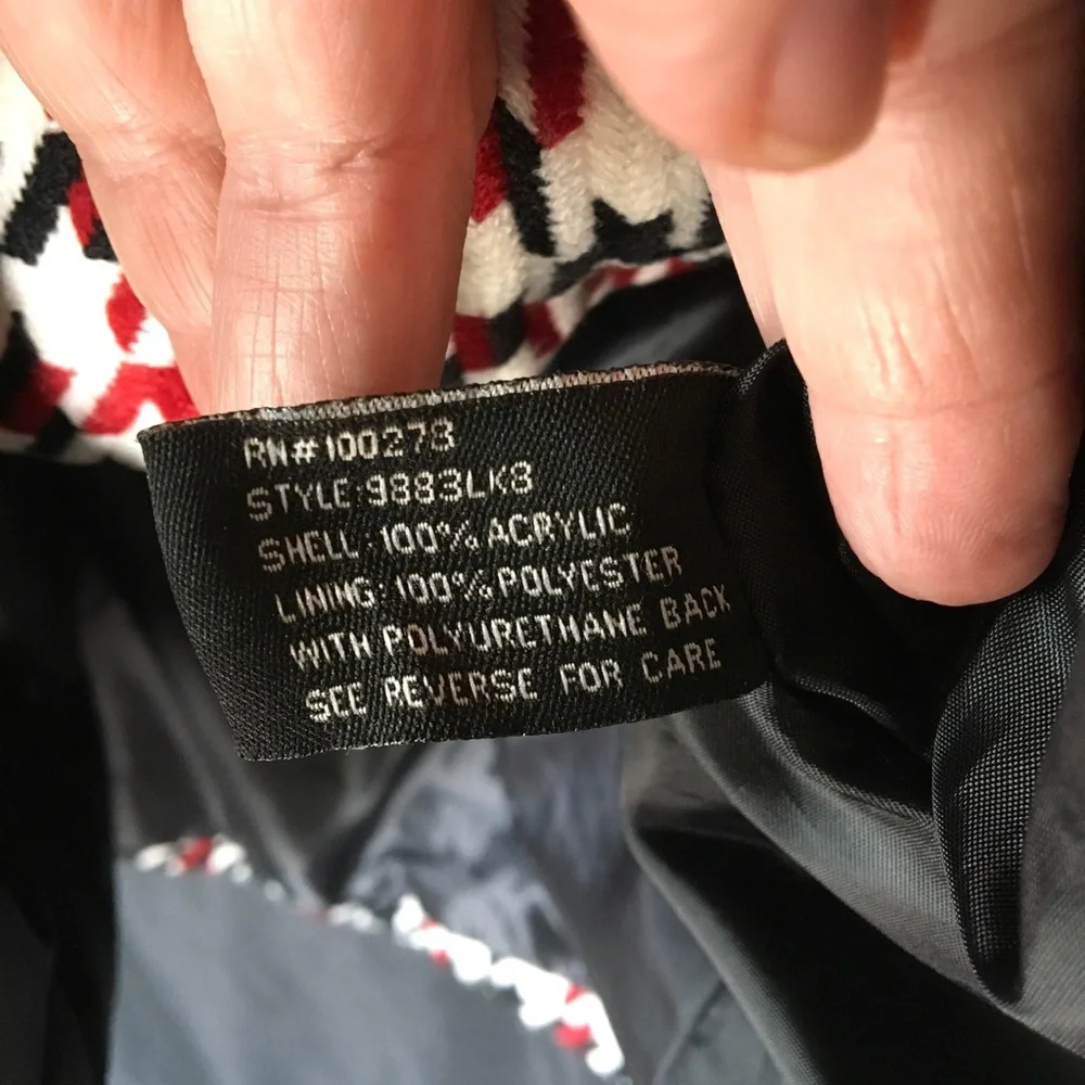 Black red white houndstooth plaid jacket, lots of great details - Picture 13 of 13